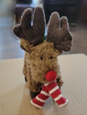 Boyds Bears Mighty Moxley Ornament with Red Nose and Red-White Scarf